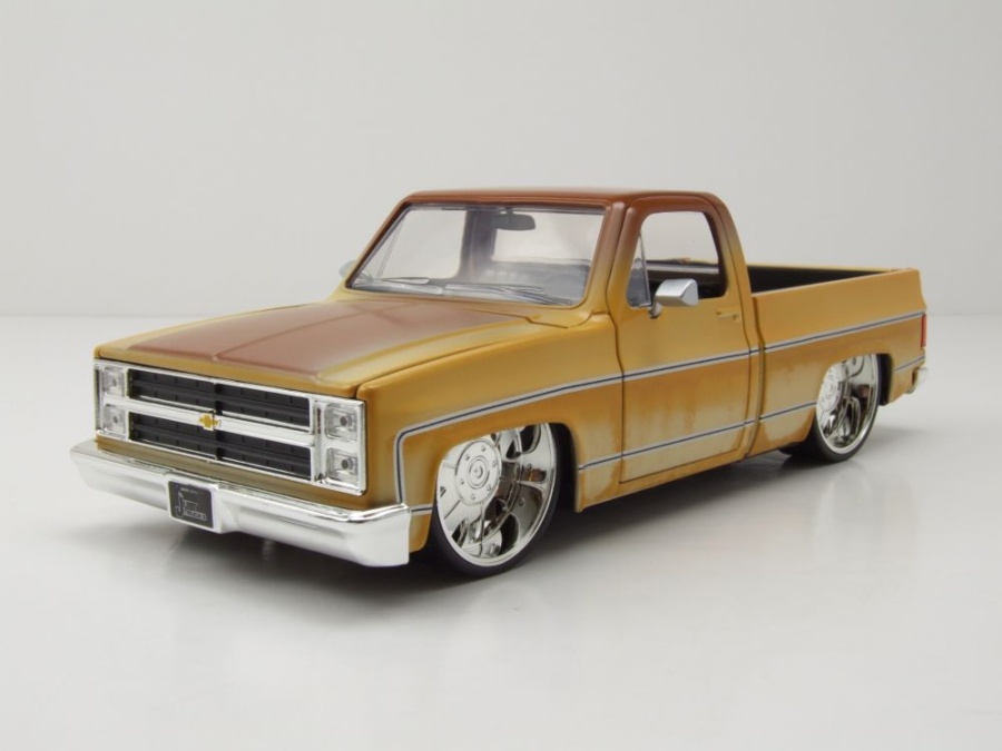 Chevrolet C-10 Pick Up 1985 braun verrostet Modellauto 1:24 Jada Toys