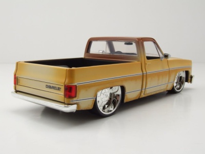 Chevrolet C-10 Pick Up 1985 braun verrostet Modellauto...