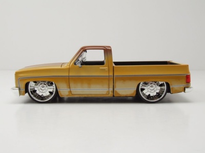 Chevrolet C-10 Pick Up 1985 braun verrostet Modellauto 1:24 Jada Toys