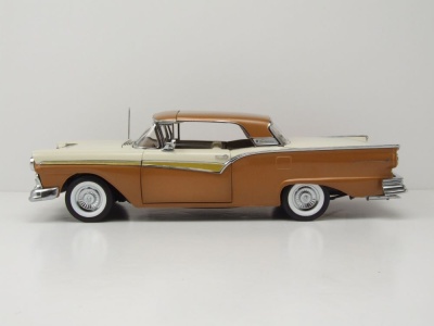 Ford Fairlane 500 Skyliner 1957 bronze weiß Modellauto 1:18 Sun Star