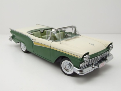Ford Fairlane 500 Skyliner 1957 grün weiß Modellauto 1:18 Sun Star