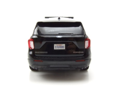Ford Police Interceptor Utility 2022 schwarz weiß Modellauto 1:24 Motormax