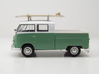 VW T1 Bus DoKa Pritsche grün weiß mit Campingausrüstung Modellauto 1:24 Motormax