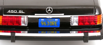 Mercedes 450 SL R107 Cabrio US-Version 1979 schwarz American Giggolo Modellauto 1:12 KK Scale