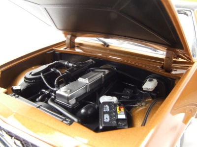 Opel Commodore B GS/E Coupe 1975 braun metallic Modellauto 1:18 Touring Modelcars