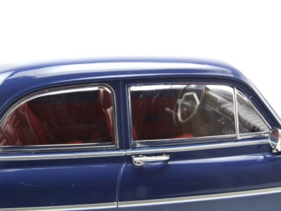 Volvo Amazon 1966 dunkelblau Modellauto 1:18 Norev