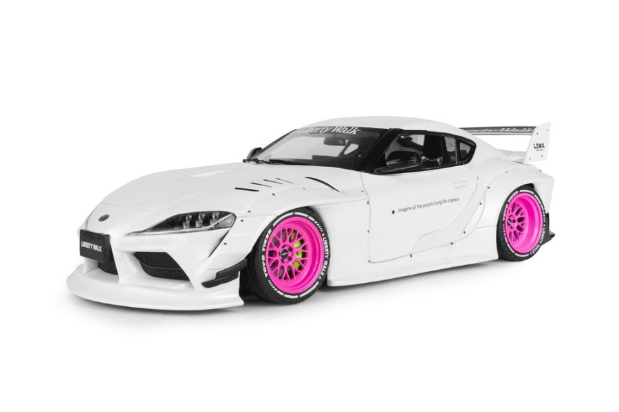 Toyota GR Supra LWB 2025 weiß pink Modellauto 1:18 Solido