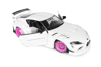 Toyota GR Supra LWB 2025 weiß pink Modellauto 1:18 Solido