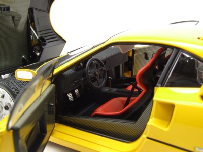Ferrari F40 1987 gelb Modellauto 1:18 Kyosho