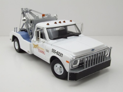 Chevrolet C-30 Dually Wrecker 1969 weiß Abschlepper Fall Guy Stuntman Modellauto 1:18 Greenlight Collectibles