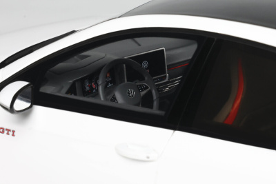 VW Golf 8 GTi Clubsport 2024 weiß Modellauto 1:18 Ottomobile