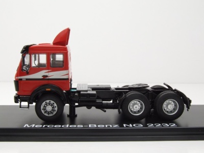 Mercedes NG 2232 Zugmaschine 1980 rot Modellauto 1:43 Premium ClassiXXs