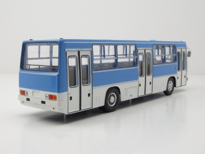 Ikarus 260.06 Bus 1975 hellblau weiß Modellauto...