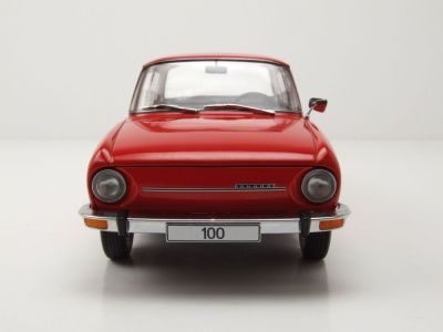 Skoda 100 1969 rot Modellauto 1:18 MCG