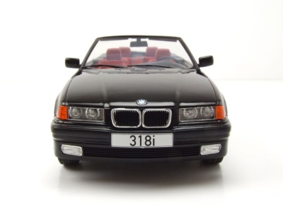 BMW 318i Cabrio E36 1996 schwarz Modellauto 1:18 MCG