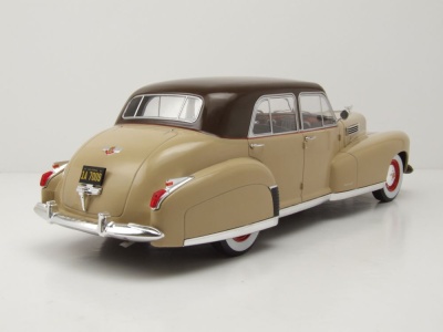 Cadillac Fleetwood Series 60 Special Sedan 1941 beige...