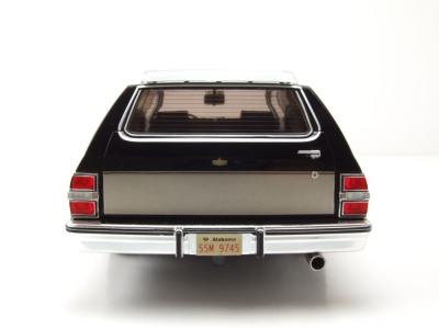 Chevrolet Caprice Estate Wagon Kombi 1985 silber schwarz Modellauto 1:18 MCG