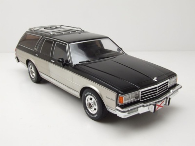 Chevrolet Caprice Estate Wagon Kombi 1985 silber schwarz Modellauto 1:18 MCG