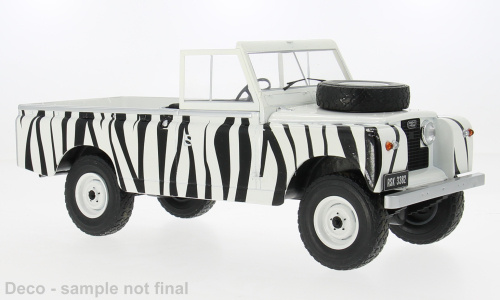 Land Rover Series 2 109 RHD 1959 weiß schwarz Modellauto 1:18 MCG