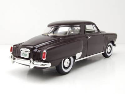 Studebaker Champion 1950 dunkelrot Modellauto 1:18 Lucky Die Cast
