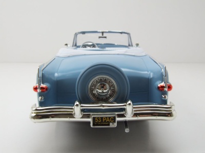 Packard Caribbean Convertible 1953 hellblau Modellauto 1:18 Lucky Die Cast