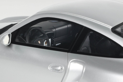 Porsche 911 (996.2) Turbo 2001 silber Modellauto 1:18 GT Spirit