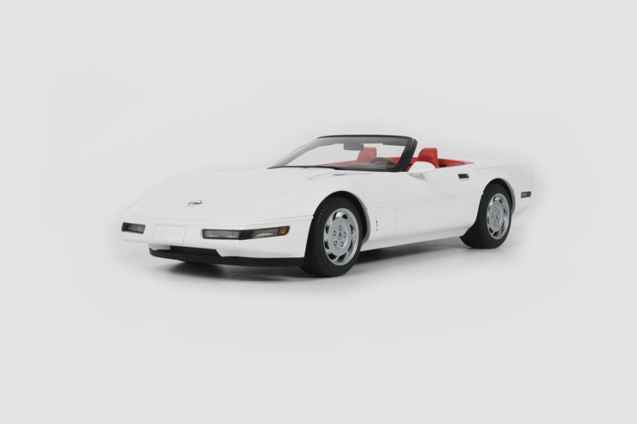Chevrolet Corvette C4 Convertible 1995 weiß Modellauto 1:18 GT Spirit