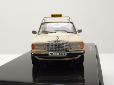 Mercedes 200 T S123 Kombi Taxi 1979 beige Modellauto 1:43 ixo models