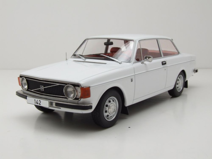 Volvo 142 1973 weiß Modellauto 1:18 MCG