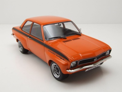 Opel Ascona A 1973 orange schwarz Modellauto 1:18 MCG