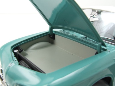 VW Karmann Ghia 1500 Typ 34 1961 hellgrün weiß Modellauto 1:18 Norev