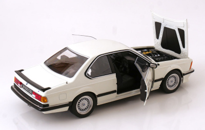BMW M635 CSI 1987 weiß Modellauto 1:12 KK Scale