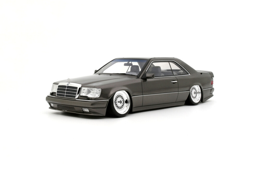 Mercedes C124 AMG Stance 2022 anthrazit grau Modellauto 1:18 Ottomobile