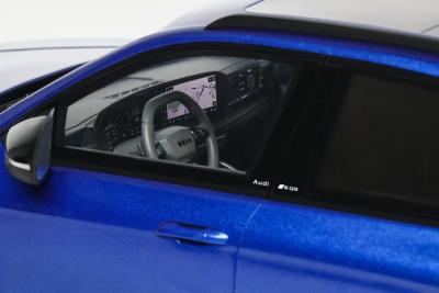 Audi SQ5 TFSI 2025 blau Modellauto 1:18 Ottomobile