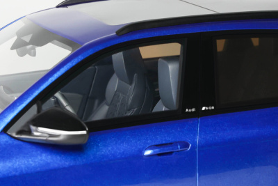 Audi SQ5 TFSI 2025 blau Modellauto 1:18 Ottomobile
