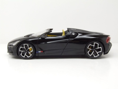 Bugatti W16 Mistral schwarz Modellauto 1:18 Bburago