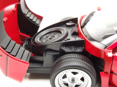 Ferrari F40 rot 1987 Modellauto 1:18 Bburago