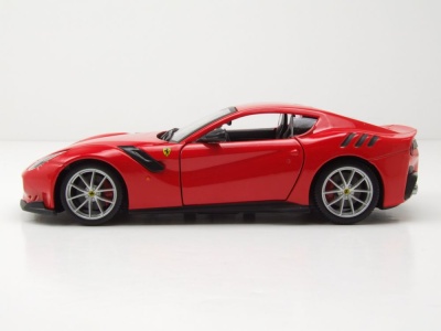 Ferrari F12tdf 2016 rot Modellauto 1:24 Bburago