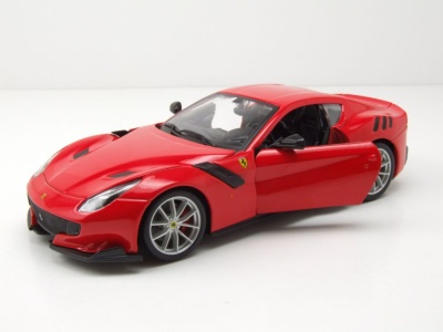 Ferrari F12tdf 2016 rot Modellauto 1:24 Bburago