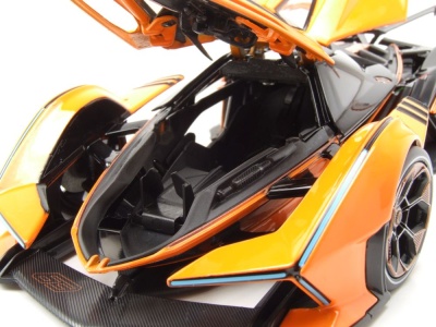 Lamborghini V12 Vision Gran Turismo orange Modellauto 1:18 Maisto