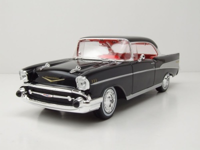 Chevrolet Bel Air Coupe 1957 schwarz Modellauto 1:18 Maisto