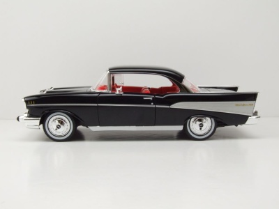 Chevrolet Bel Air Coupe 1957 schwarz Modellauto 1:18 Maisto