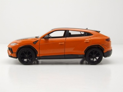 Lamborghini Urus Performante orange Modellauto 1:24 Maisto