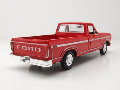 Ford F-150 Custom Pick Up 1979 rot Modellauto 1:24 Motormax