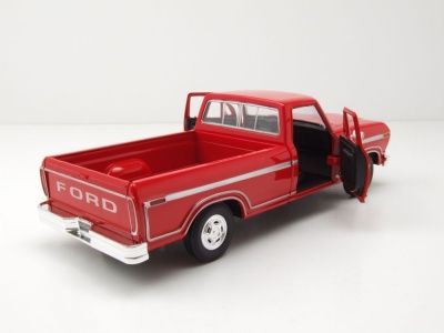 Ford F-150 Custom Pick Up 1979 rot Modellauto 1:24 Motormax