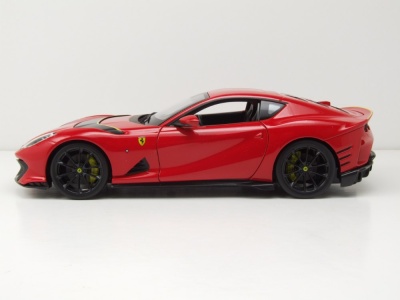 Ferrari 812 Competizione 2021 rot Modellauto 1:18 Bburago