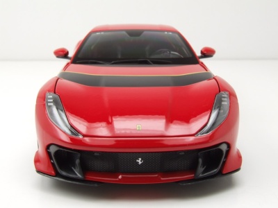 Ferrari 812 Competizione 2021 rot Modellauto 1:18 Bburago