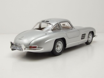 Mercedes 300 SL Flügeltürer W198 1954 silber...