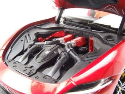 Ferrari Roma 2019 magma rot metallic Modellauto 1:18 Polistil