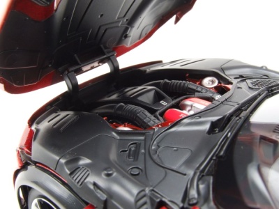 Ferrari Purosangue 2022 magma rot metallic Modellauto 1:18 Polistil